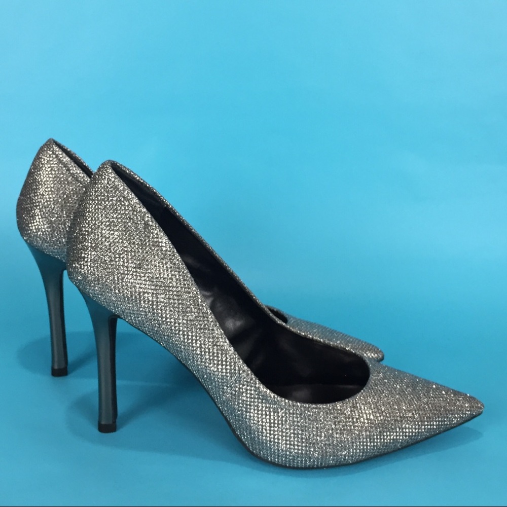 Guess Silver & Pewter 4 Inch Heels Sz 9.5 NEW